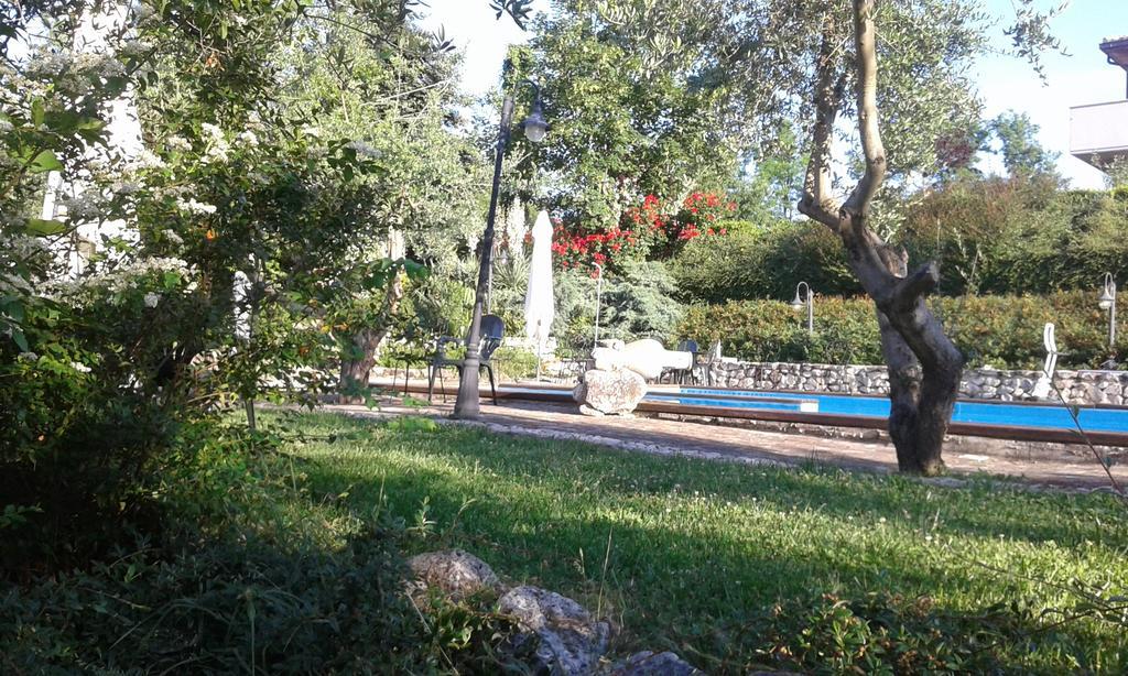 Willa Agriturismo La Solagna Montebello di Bertona Zewnętrze zdjęcie