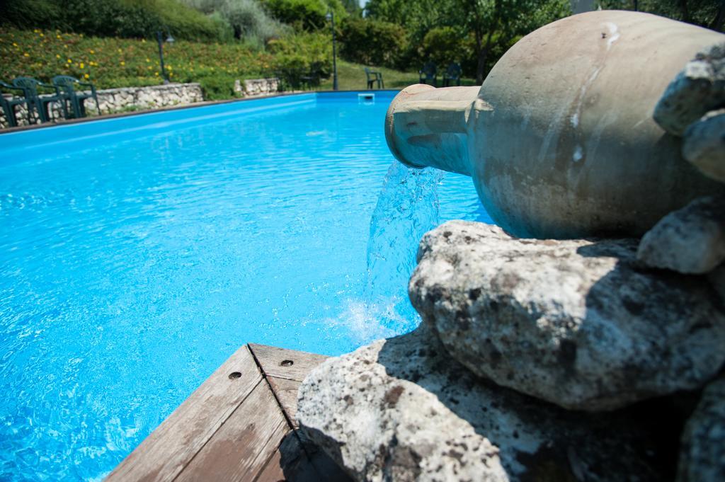 Willa Agriturismo La Solagna Montebello di Bertona Zewnętrze zdjęcie