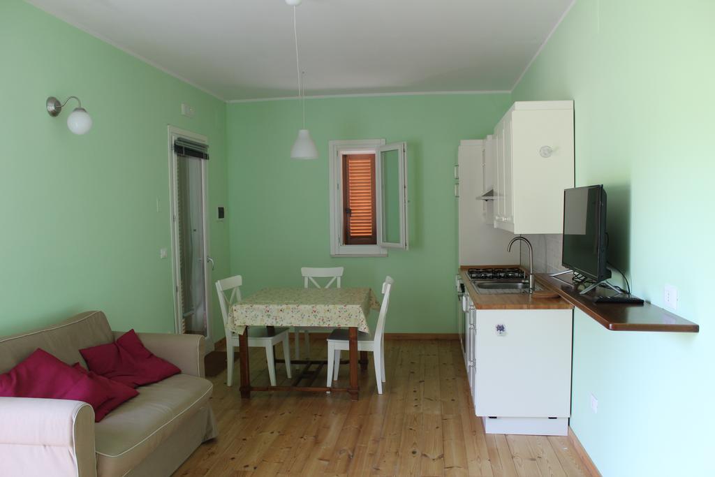 Willa Agriturismo La Solagna Montebello di Bertona Zewnętrze zdjęcie